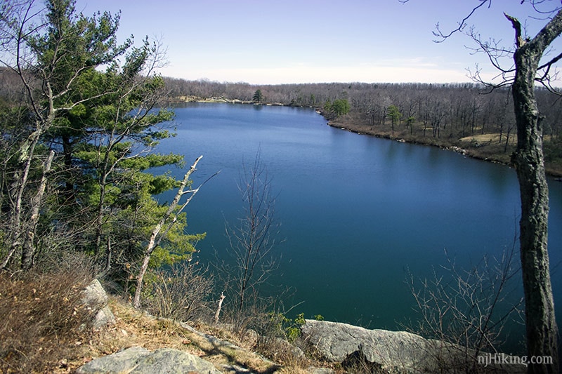 Buttermilk Falls to AT to Crater Lake and Hemlock Pond