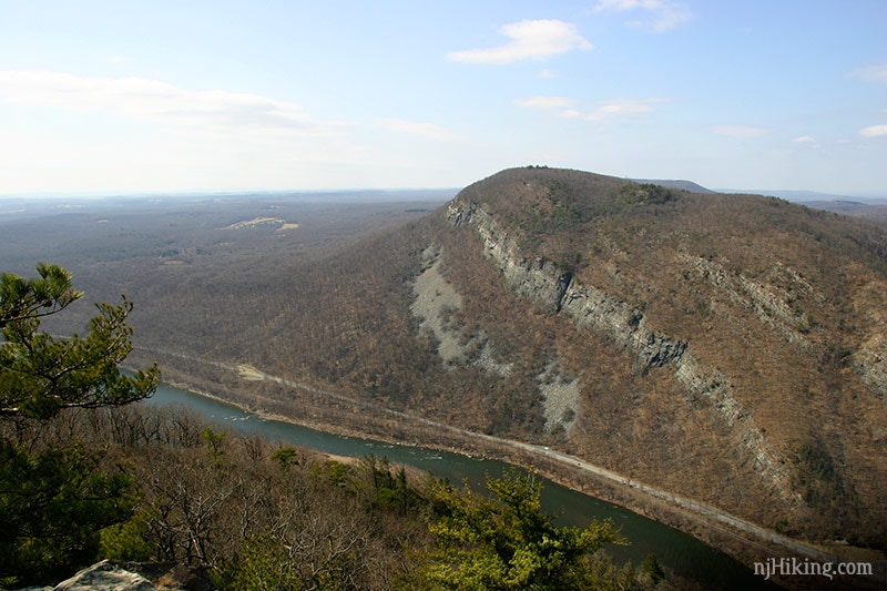 Water Gap Mt. Tammany, Fire Road, Sunfish Pond, Dunnfield Creek