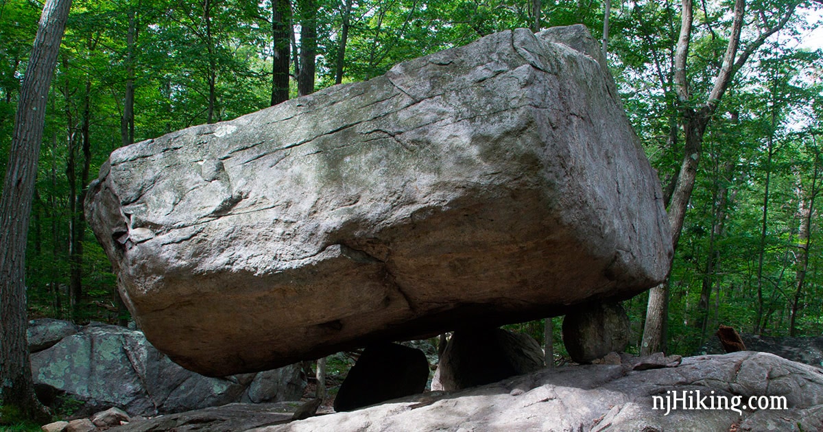 Pyramid Mountain – Tripod Rock 