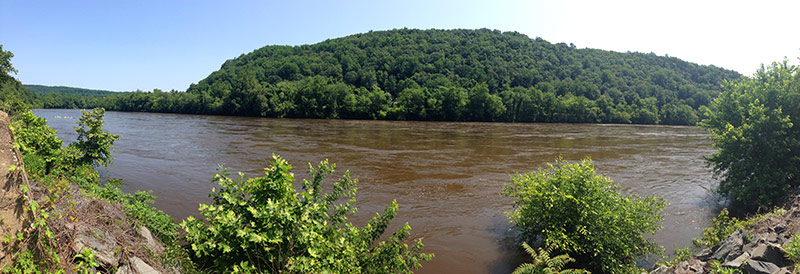 Delaware River from the D&L trail.