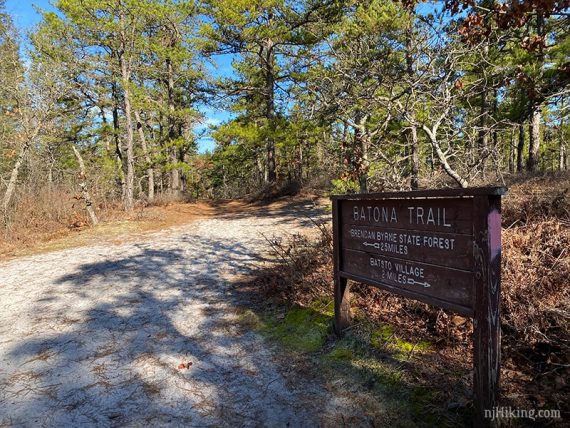 Batona trail sign