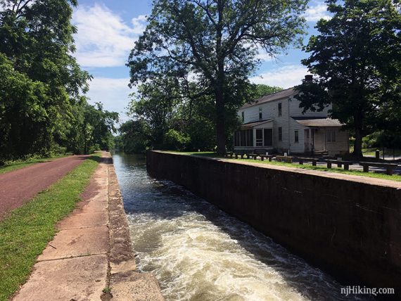 10 Mile Lock