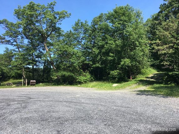 Crater Lake parking area.