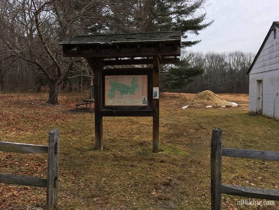 Turkey Swamp - Metedeconk - Trailhead