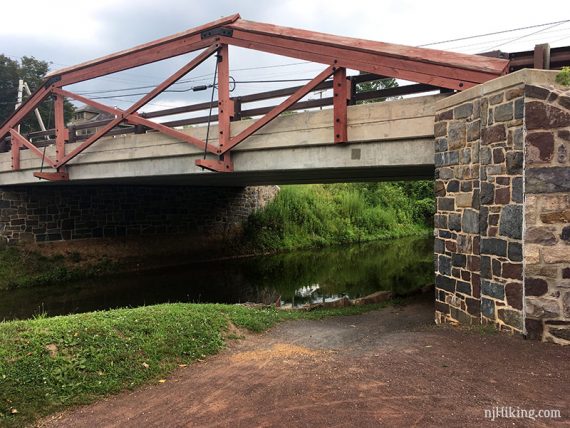 D&L towpath heading under a bridge.