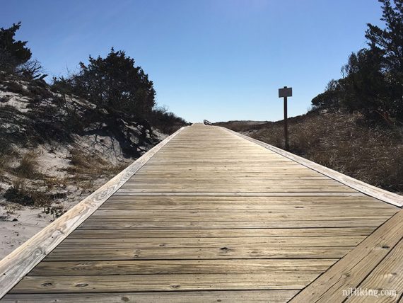 Fisherman’s Walkway boardwalk trail to ocean