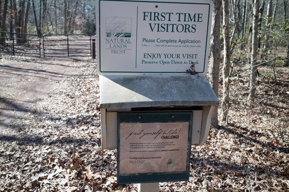 Trailhead map box.