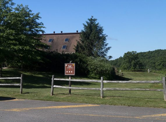 Pumphouse trailhead