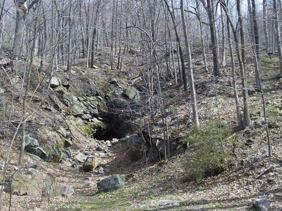 Hibernia Mine/Bat Cave