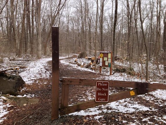 Sourlands Mountain Preserve trailhead