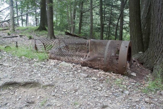 Old gravel sorter along the trail.