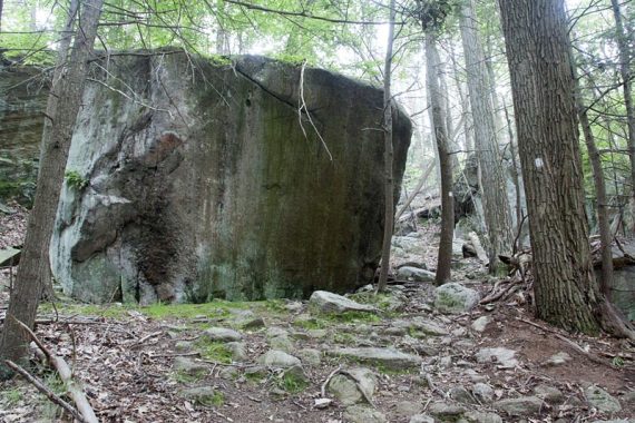 Valley of Boulders along Nurian Trail