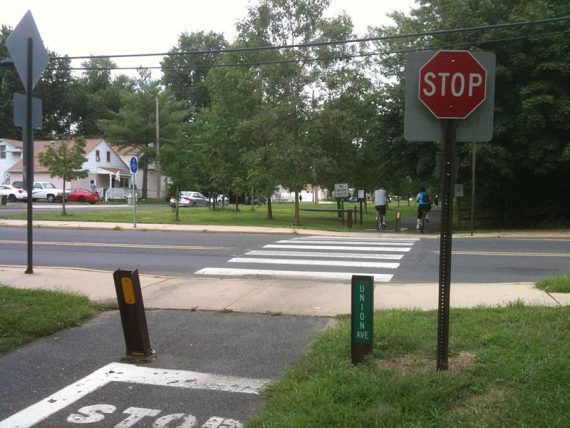 Street crossing on Henry Hudson Trail