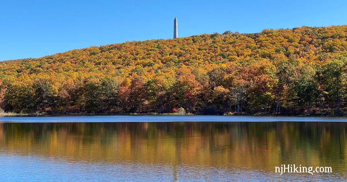 Monument Loop via Steeny Kill Lake | njHiking.com