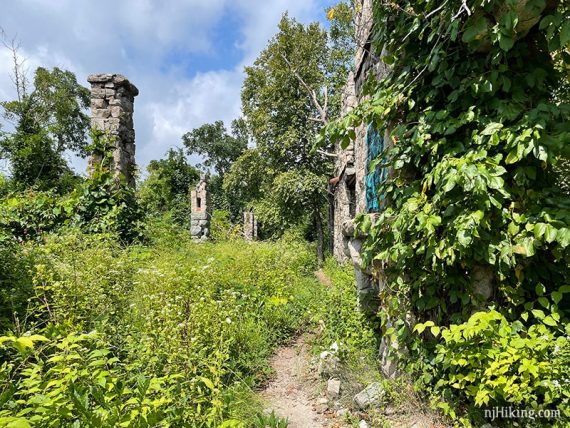 Path along the outside wall of the ruins