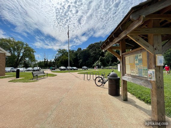 Trail kiosk and parking lot at Popamora Point