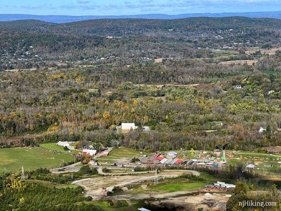 Kittatinny Ridge in the far distance, Pochuck Mountain in front of it, with Heaven Hill Farm in the valley below.