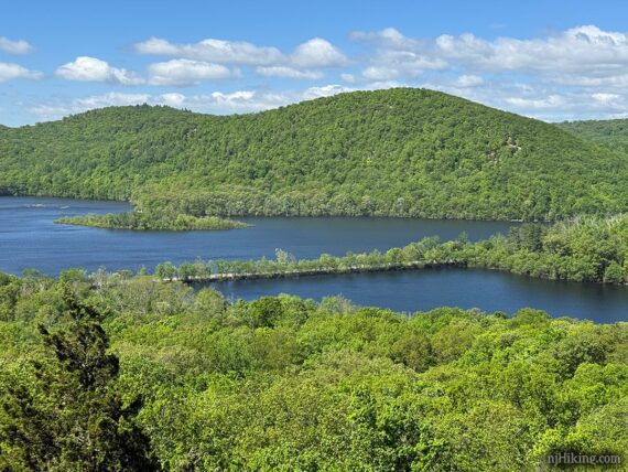 Zoom into Wanaque Reservoir and Greenwood Turnpike.