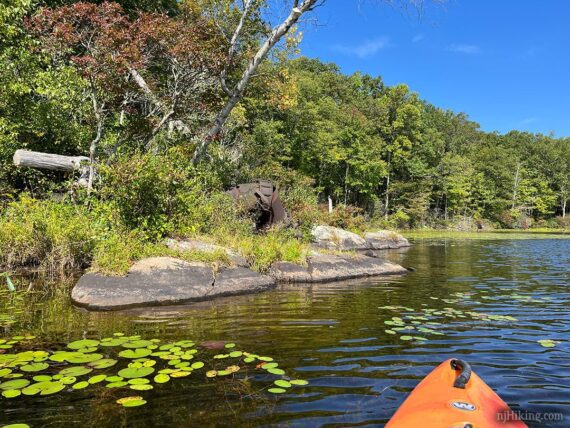 Approaching the remains of a pumphouse along Wawayanda Lake.