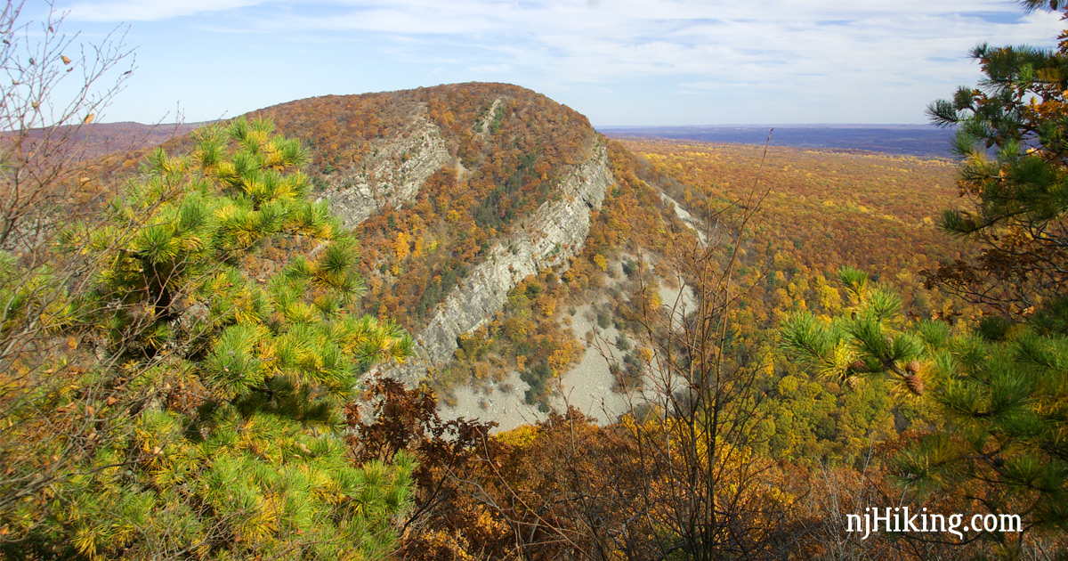 View from Mt. Minsi of Mt. Tammany.